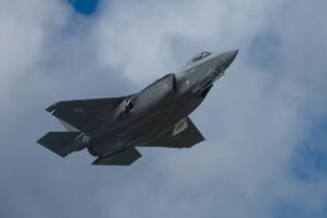 GAO: DoD Lacks Comprehensive Strategy for Issues Arising from Sole-Source Contracts